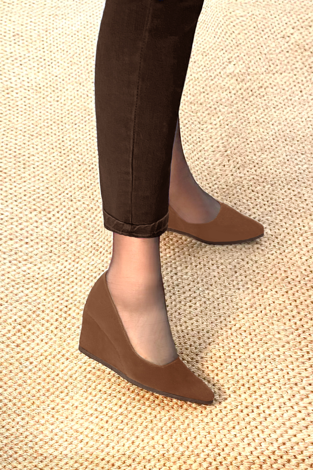 Caramel brown women's dress pumps,with a square neckline. Tapered toe. Medium wedge heels. Top view - Florence KOOIJMAN